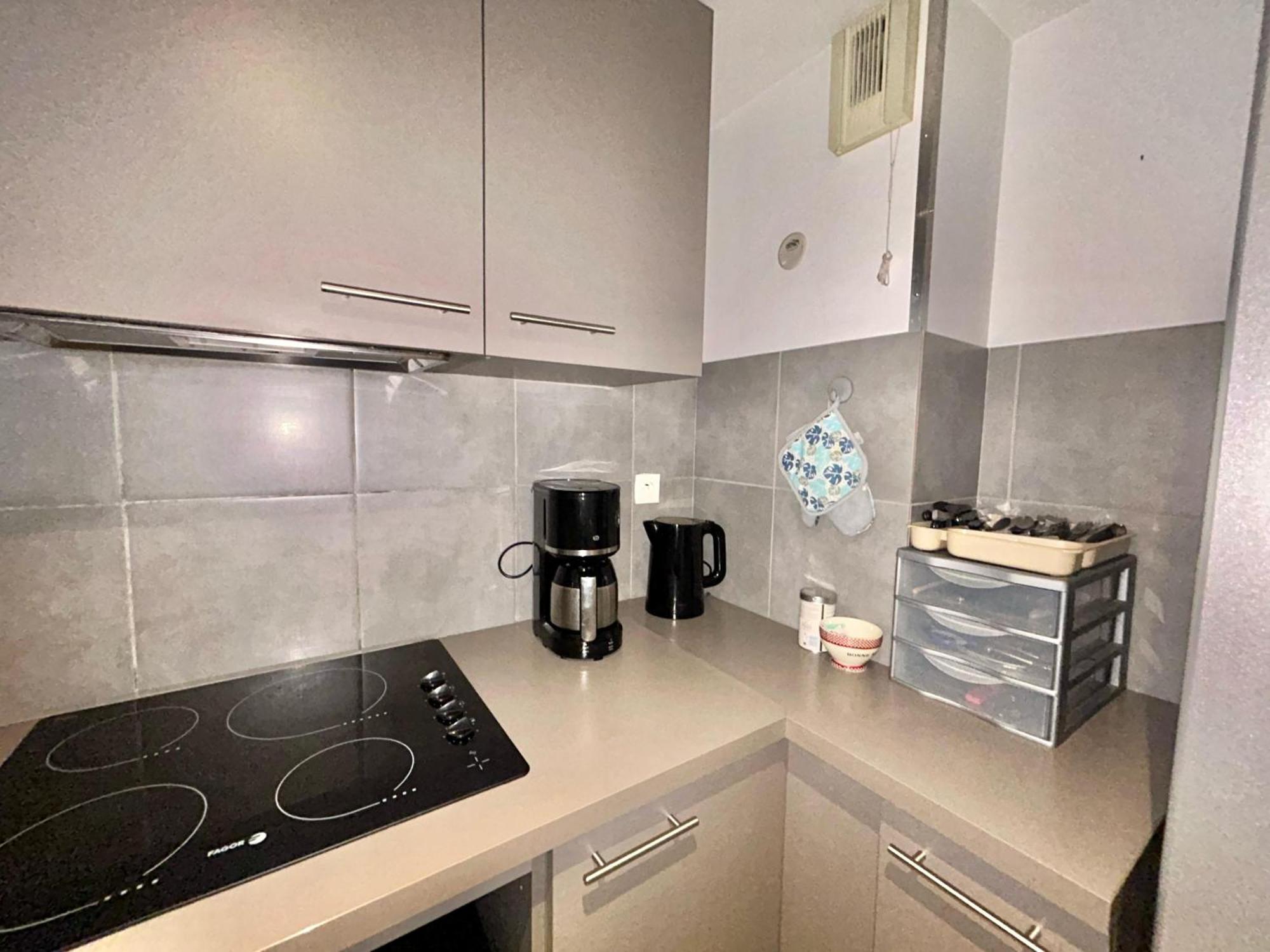 Le 13Or - Appartement De Charme En Plein Centre Ville Avec Parking Et Jolie Terrasse - Panier Joliette Vieux Port Marseille Eksteriør bilde